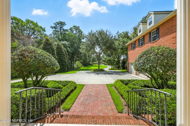 2957 FOREST Circle, Jacksonville, FL 32257