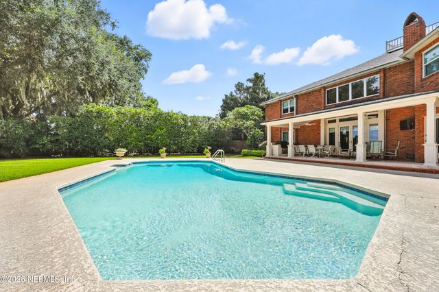 2957 FOREST Circle, Jacksonville, FL 32257