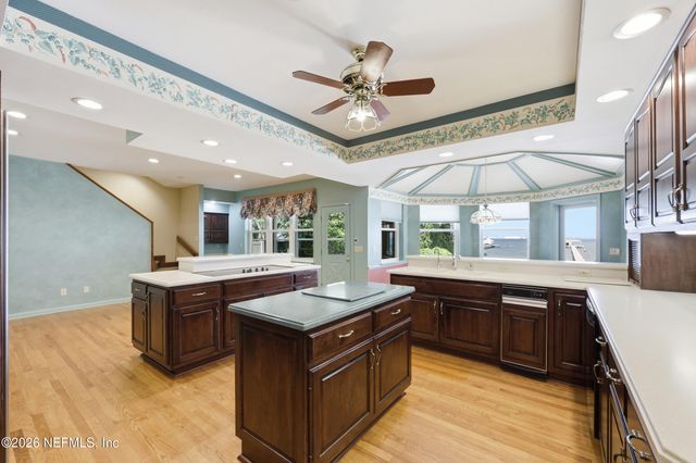 2957 FOREST Circle, Jacksonville, FL 32257