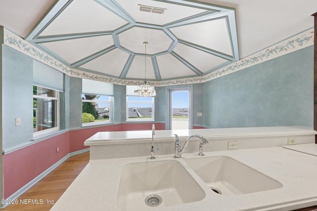 2957 FOREST Circle, Jacksonville, FL 32257