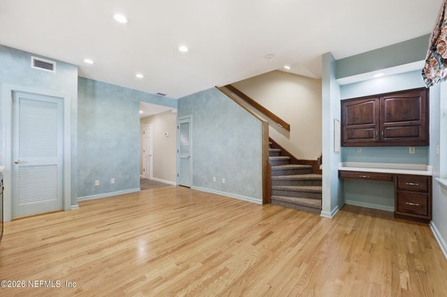 2957 FOREST Circle, Jacksonville, FL 32257