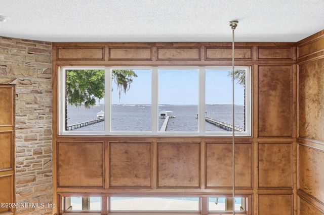 2957 FOREST Circle, Jacksonville, FL 32257