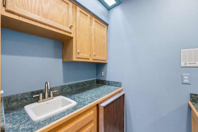 2957 FOREST Circle, Jacksonville, FL 32257