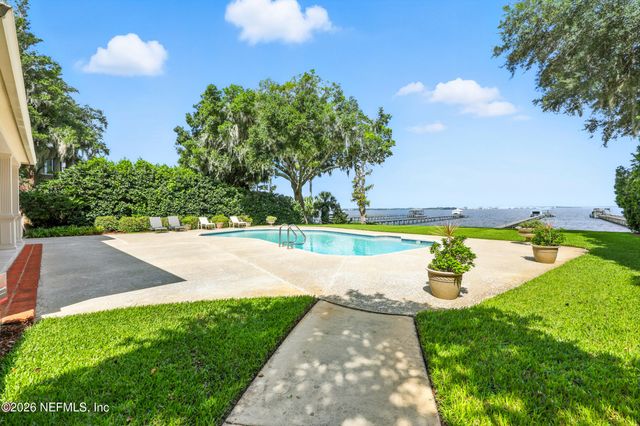 2957 FOREST Circle, Jacksonville, FL 32257