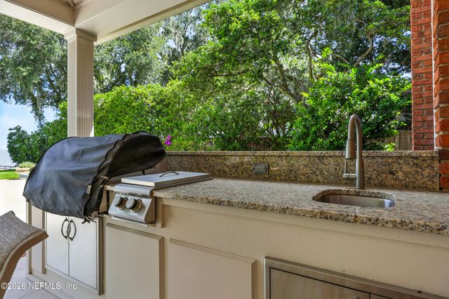 2957 FOREST Circle, Jacksonville, FL 32257