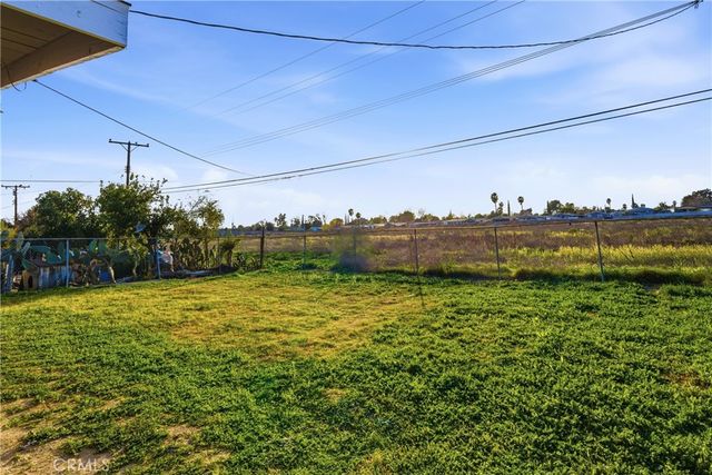 286 N Macy, San Bernardino, CA 92410