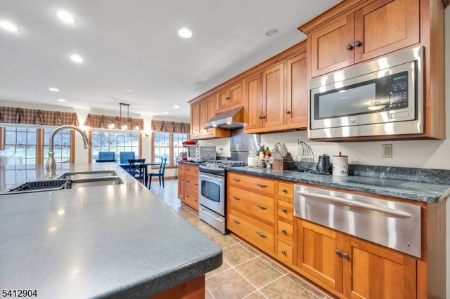 423 Wertsville Rd, East Amwell Twp., NJ 08822