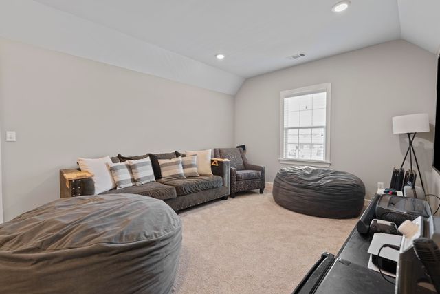 12533 DOOLIN CV, Arlington, TN 38002