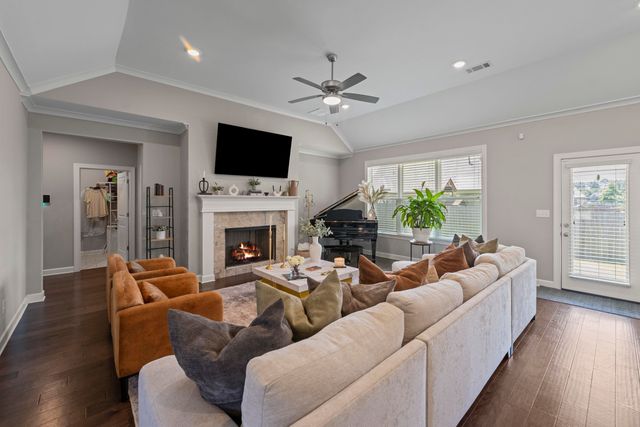 12533 DOOLIN CV, Arlington, TN 38002