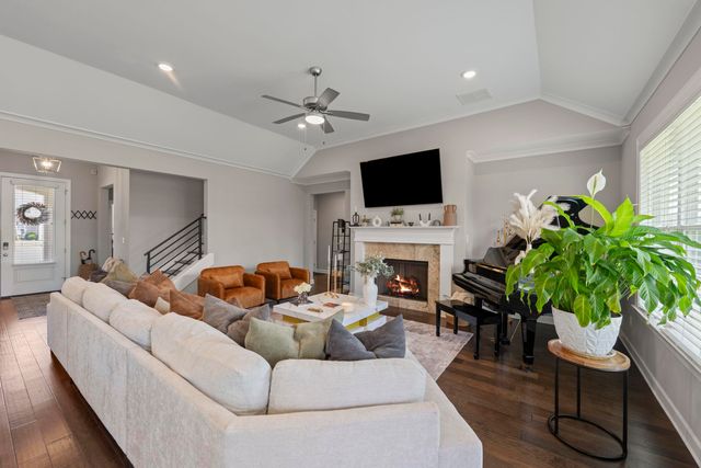 12533 DOOLIN CV, Arlington, TN 38002