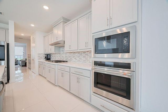 18311 Licola Meadow Lane, Richmond, TX 77407