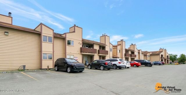 2210 Sentry Drive, #B-18, Anchorage, AK 99507