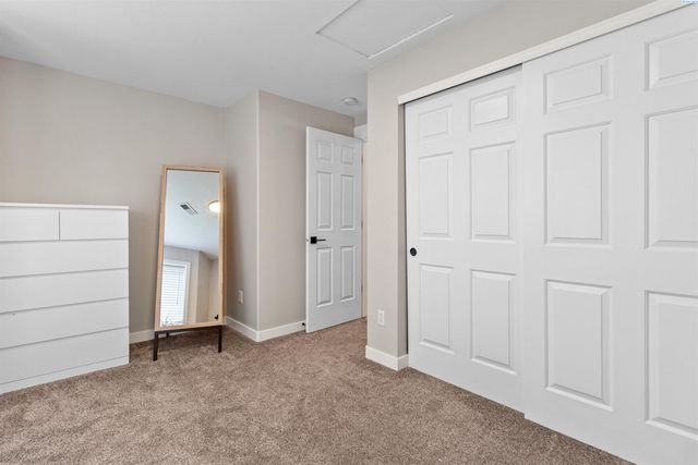 3711 Desert Plateau Dr, Pasco, WA 99301