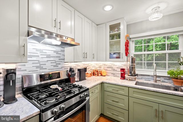 5661 ASSATEAGUE PL, Manassas, VA 20112