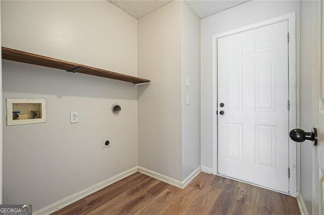 612 River Knoll Court, Woodstock, GA 30188