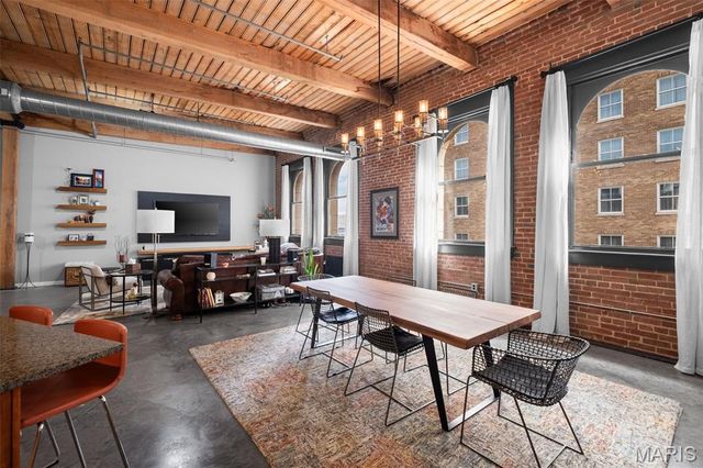 901 Washington Ave 704, St Louis, MO 63101