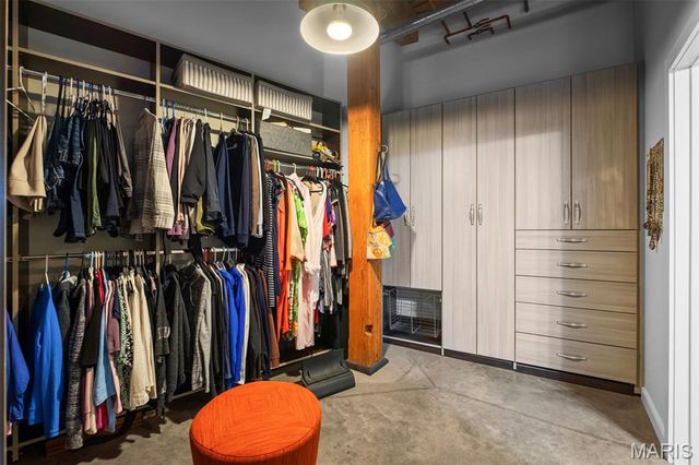 901 Washington Ave 704, St Louis, MO 63101