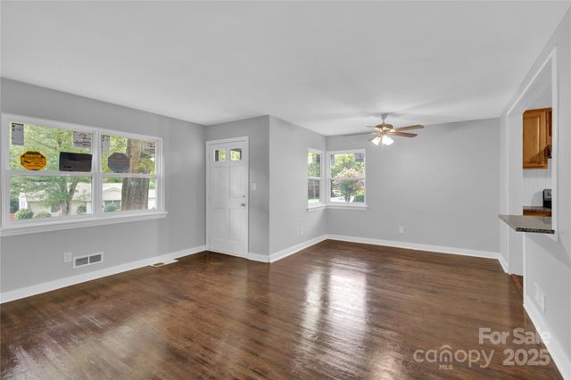 3300 Bonaire Drive, Charlotte, NC 28208