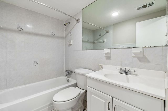 6705 RALSTON BEACH CIRCLE, Tampa, FL 33614