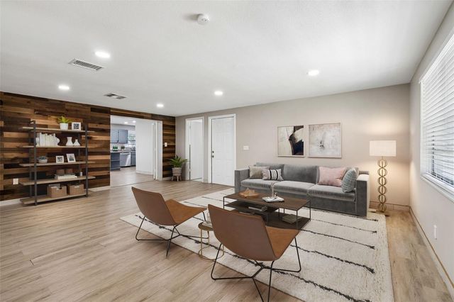 6705 RALSTON BEACH CIRCLE, Tampa, FL 33614