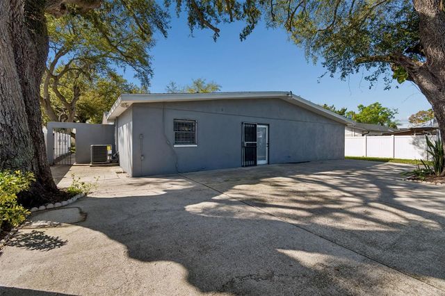 6705 RALSTON BEACH CIRCLE, Tampa, FL 33614