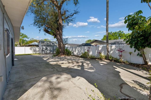 6705 RALSTON BEACH CIRCLE, Tampa, FL 33614