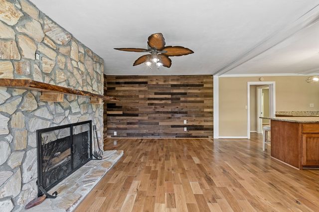 1211 Scenic Drive, Blue Ridge, GA 30513