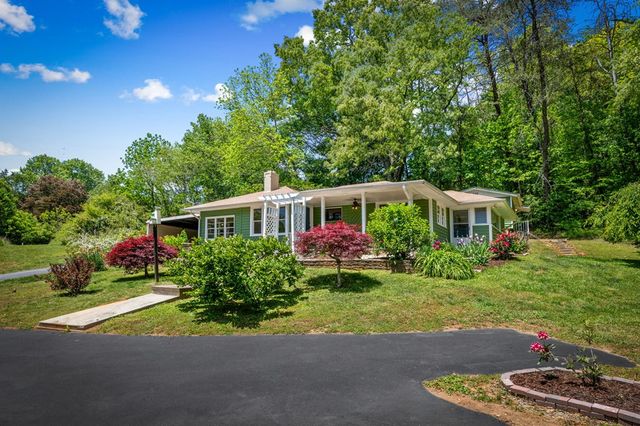 1211 Scenic Drive, Blue Ridge, GA 30513