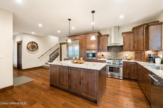 23908 N Citadel Rd, Rathdrum, ID 83858