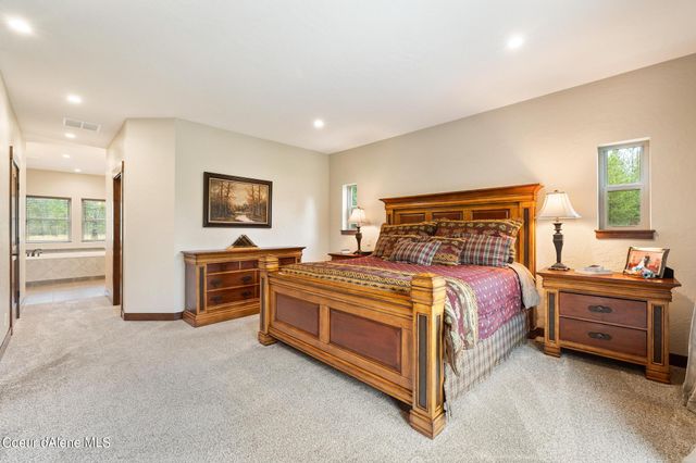 23908 N Citadel Rd, Rathdrum, ID 83858