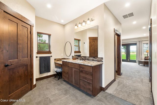 23908 N Citadel Rd, Rathdrum, ID 83858