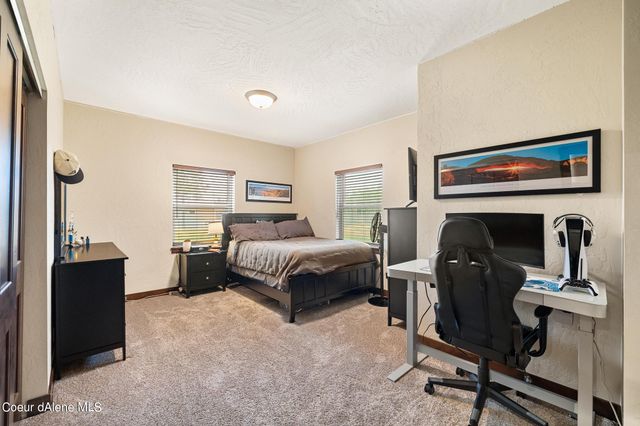23908 N Citadel Rd, Rathdrum, ID 83858
