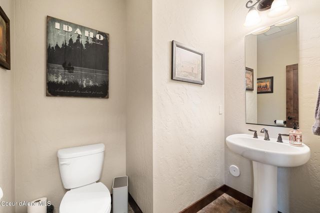 23908 N Citadel Rd, Rathdrum, ID 83858