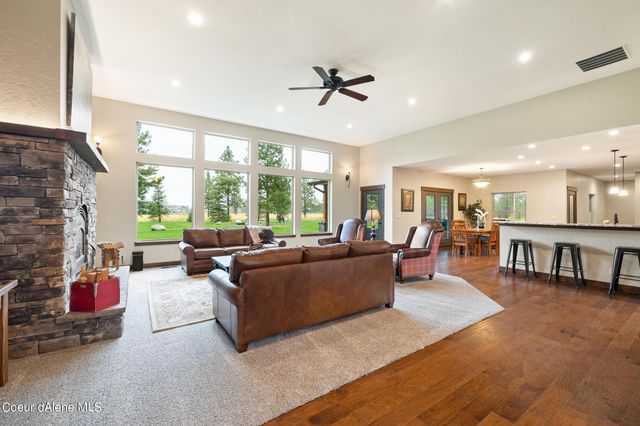 23908 N Citadel Rd, Rathdrum, ID 83858