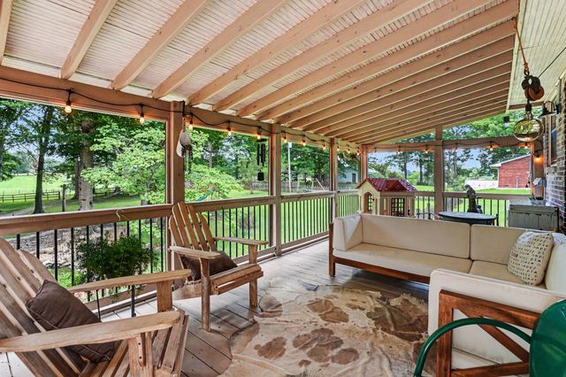 1296 Lawrence Ln, Springfield, TN 37172