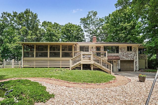 1296 Lawrence Ln, Springfield, TN 37172