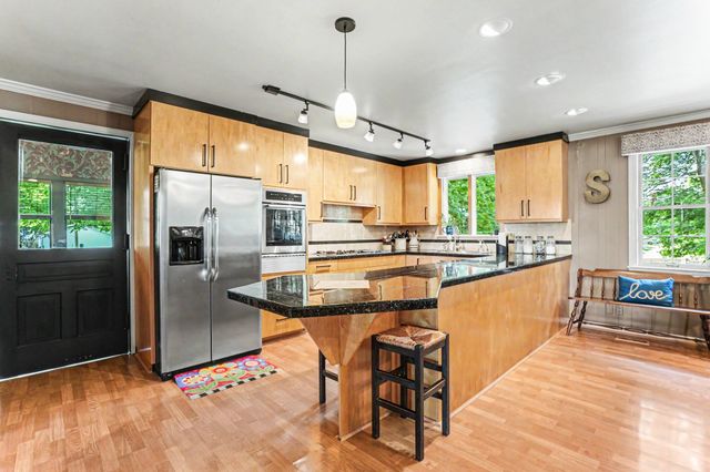 1296 Lawrence Ln, Springfield, TN 37172