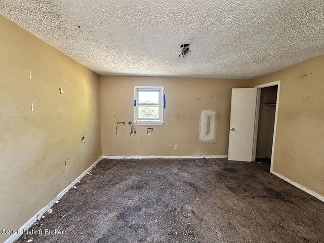 2723 Saint Xavier St, Louisville, KY 40212