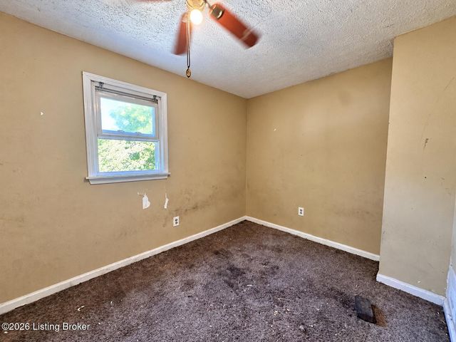 2723 Saint Xavier St, Louisville, KY 40212