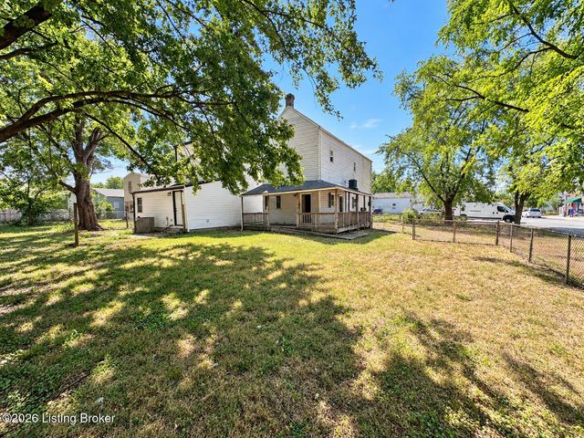 2723 Saint Xavier St, Louisville, KY 40212