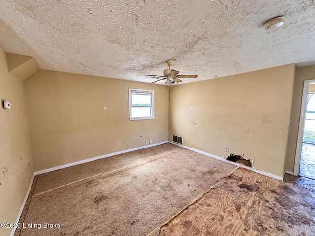 2723 Saint Xavier St, Louisville, KY 40212