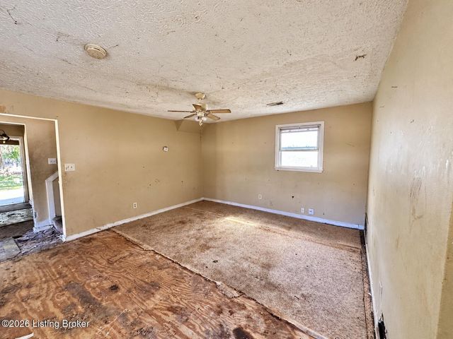 2723 Saint Xavier St, Louisville, KY 40212