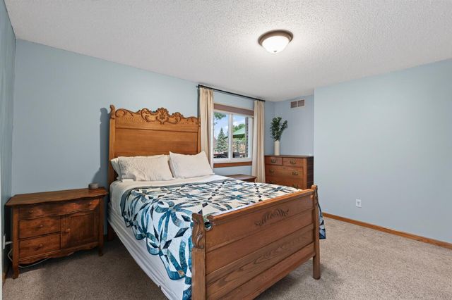 5144 W 143rd Street, Savage, MN 55378
