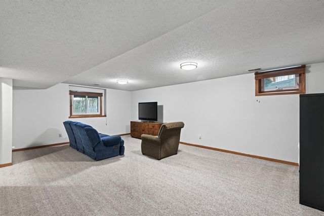 5144 W 143rd Street, Savage, MN 55378