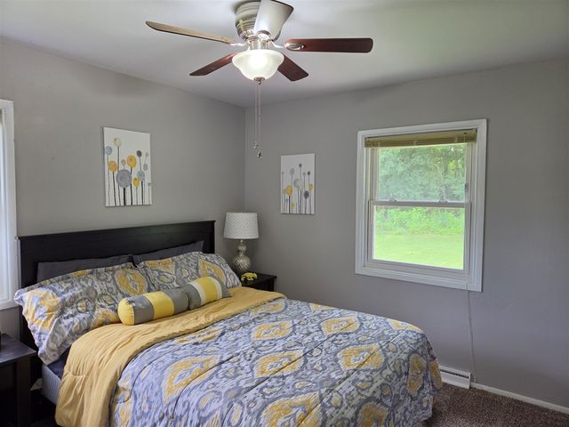 27853 Burmax Park, Dowagiac, MI 49047