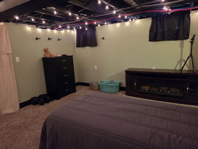 27853 Burmax Park, Dowagiac, MI 49047