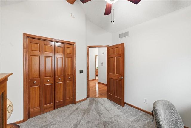 1518 SKYLINE Drive, Council Bluffs, IA 51503