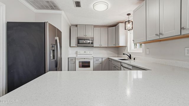 208 Poinsettia Drive, Panama City Beach, FL 32413