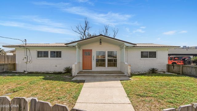 208 Poinsettia Drive, Panama City Beach, FL 32413