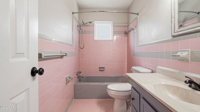 208 Poinsettia Drive, Panama City Beach, FL 32413